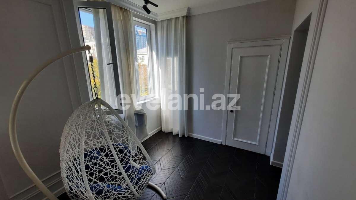 Продаётся, вторичка, 4-комнаты, 160 m², 28 мая m.