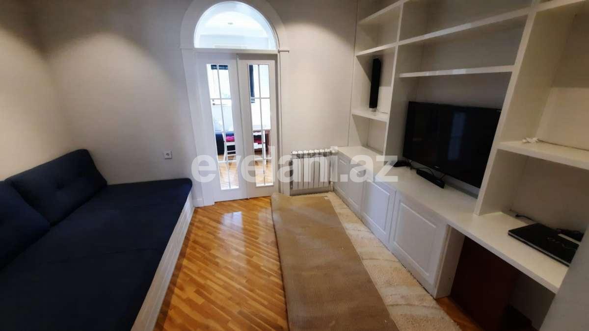 Продаётся, вторичка, 4-комнаты, 160 m², 28 мая m.