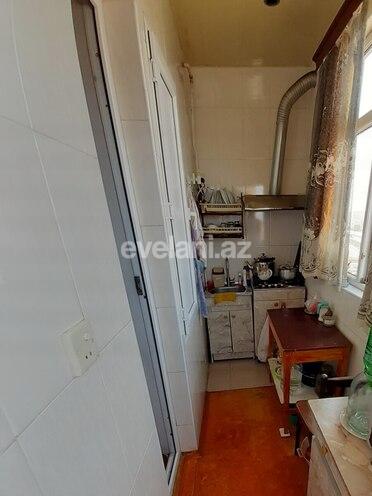 Продаётся, вторичка, 3-комнаты, 55 m², Баку, Ясамальский r, Ени Ясамал p, Иншаатчылар m.