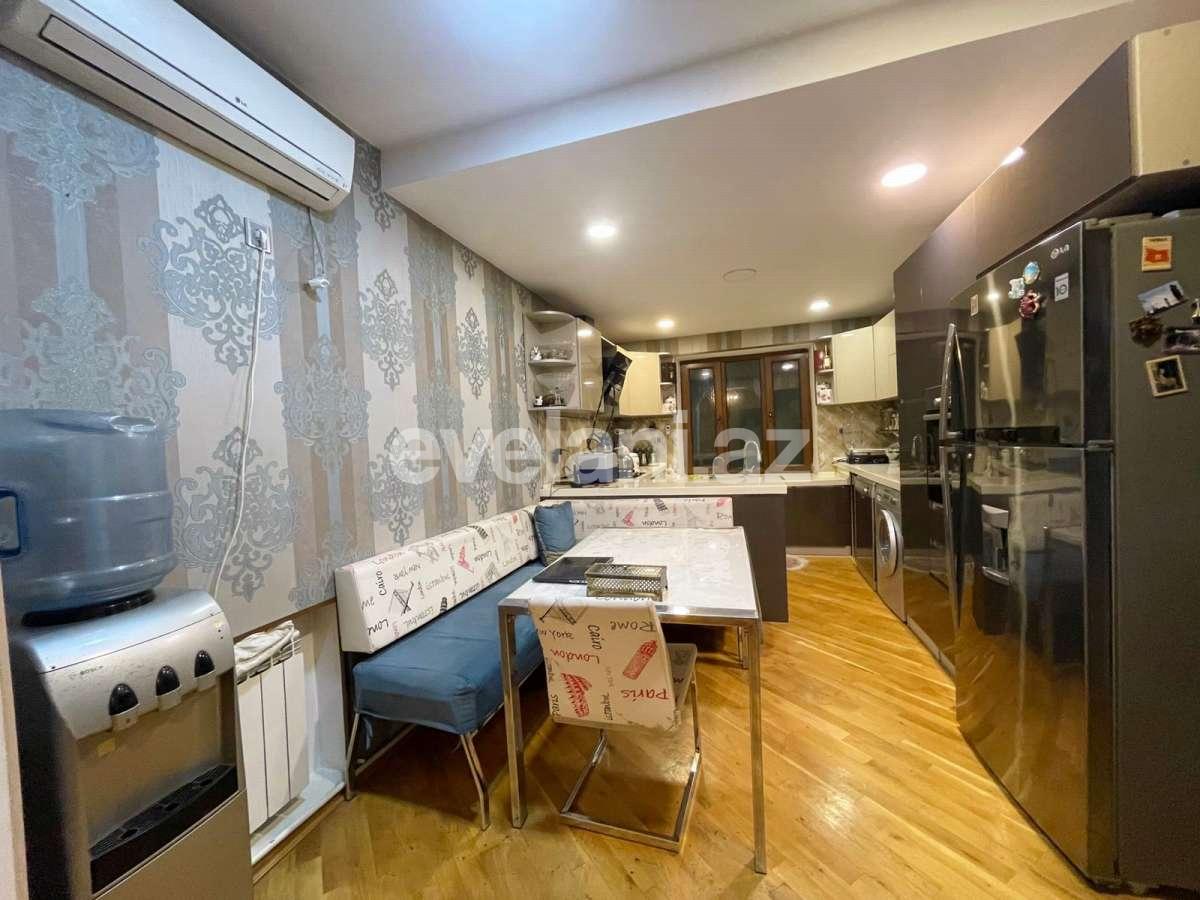 Satılır, köhnə tikili, 4 otaqlı, 85 m², Avtovağzal m.