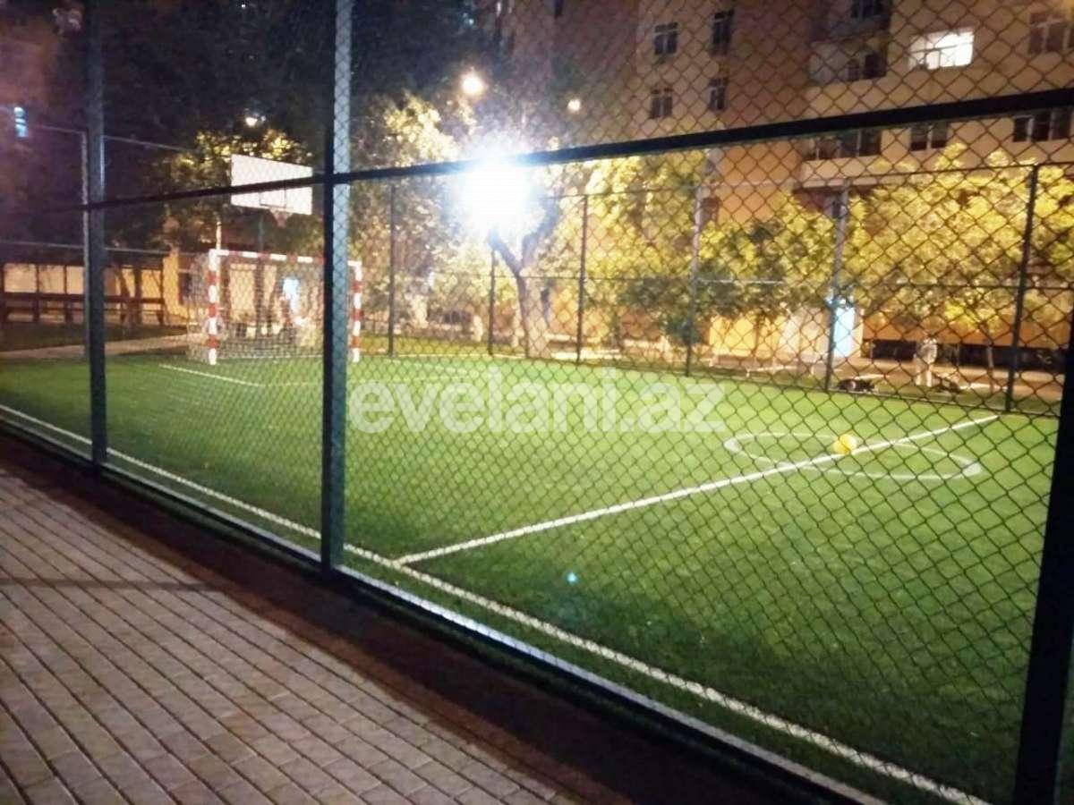 Satılır, köhnə tikili, 3 otaqlı, 60 m², Bakı, Xətai r, Həzi Aslanov m.