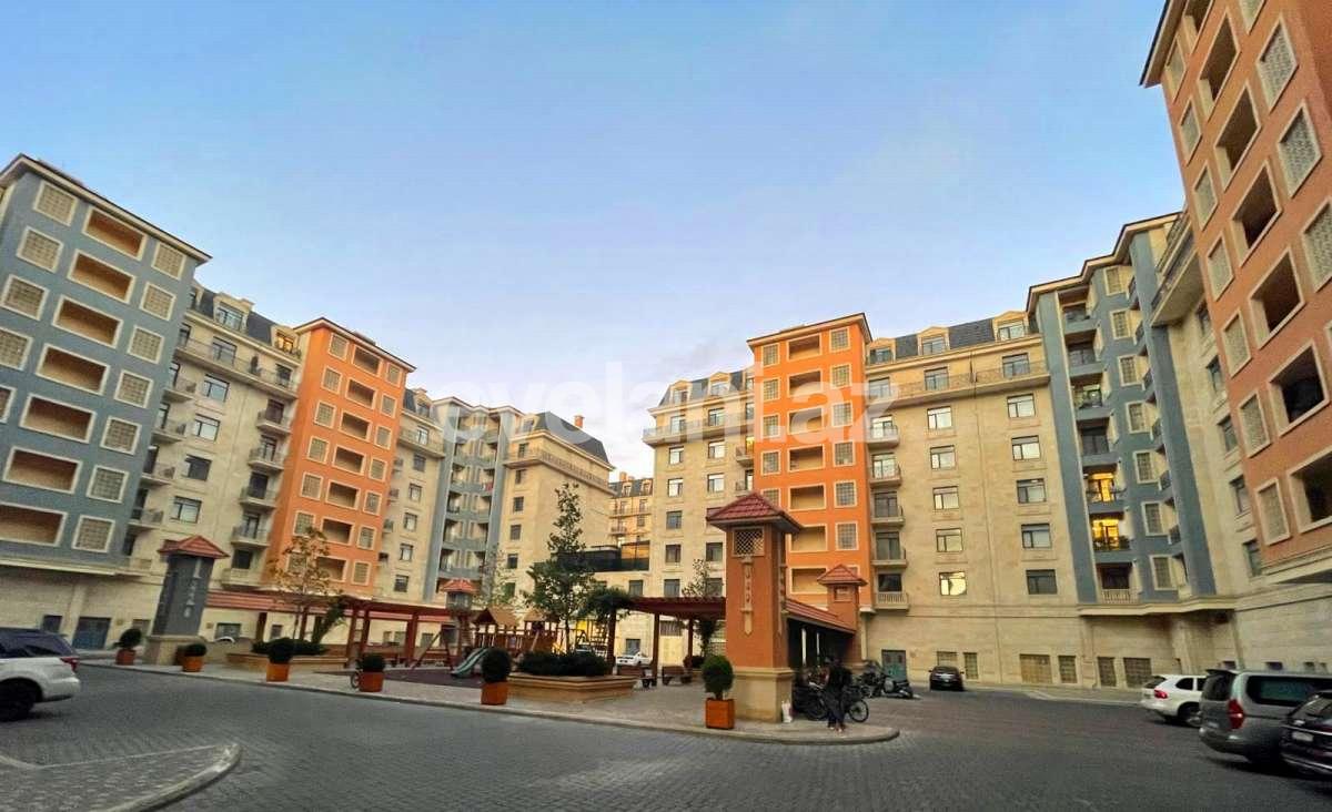 Sale, new building, 3 room, 131 m², Baku, Khatai r.