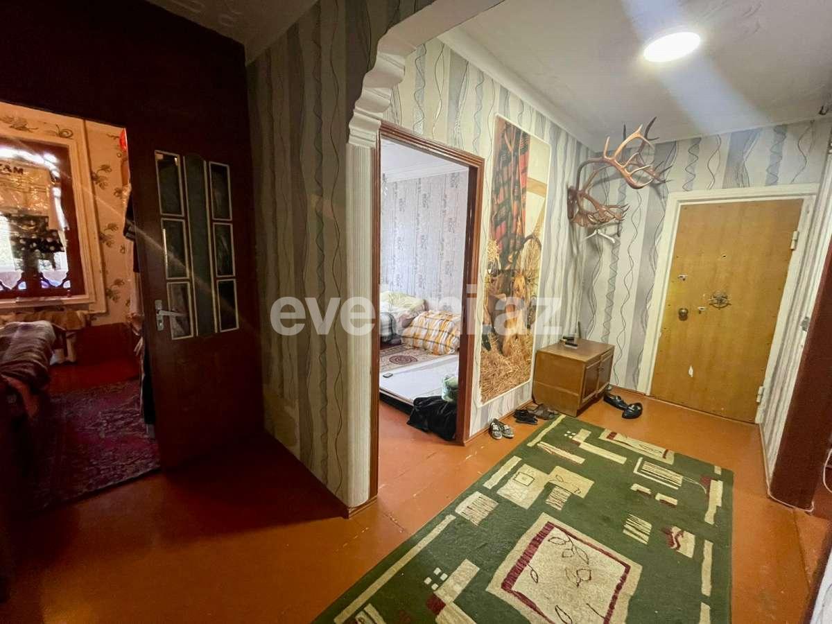 Satılır, köhnə tikili, 3 otaqlı, 80 m², Bakı, Xətai r, Həzi Aslanov m.