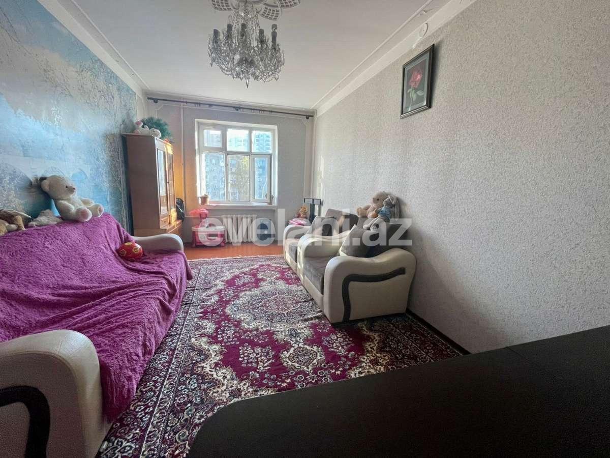 Satılır, köhnə tikili, 3 otaqlı, 80 m², Bakı, Xətai r, Həzi Aslanov m.