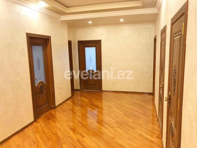 Satılır, yeni tikili, 3 otaqlı, 120 m², İnşaatçılar m.