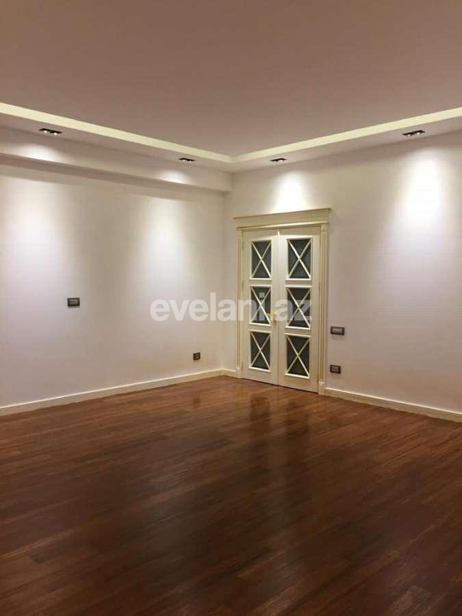 Satılır, yeni tikili, 4 otaqlı, 190 m², 28 may m.