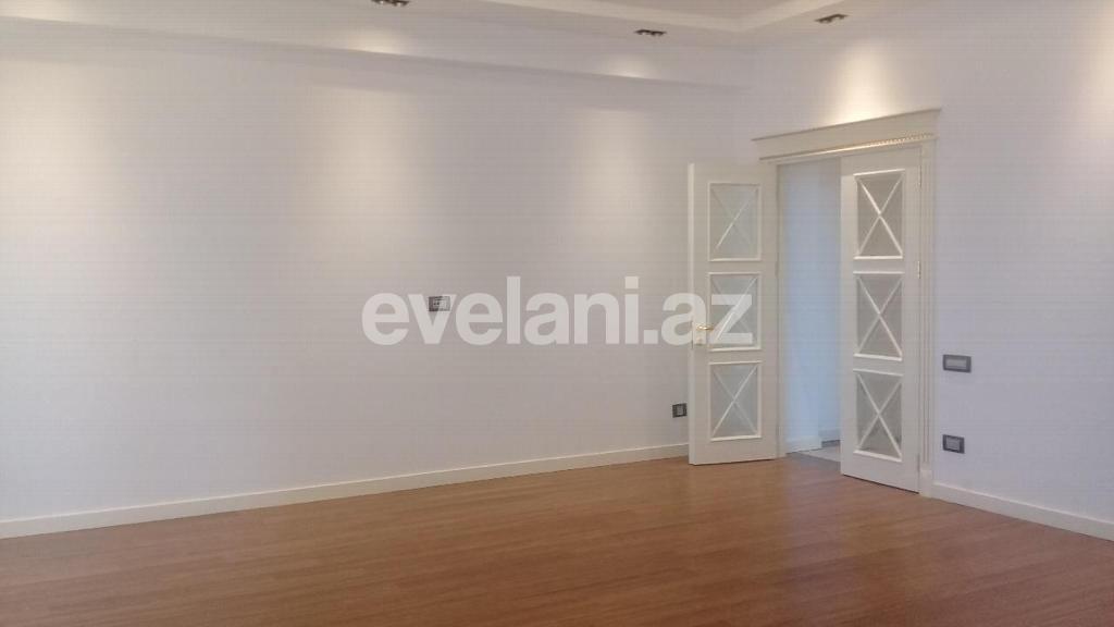 Satılır, yeni tikili, 4 otaqlı, 190 m², 28 may m.