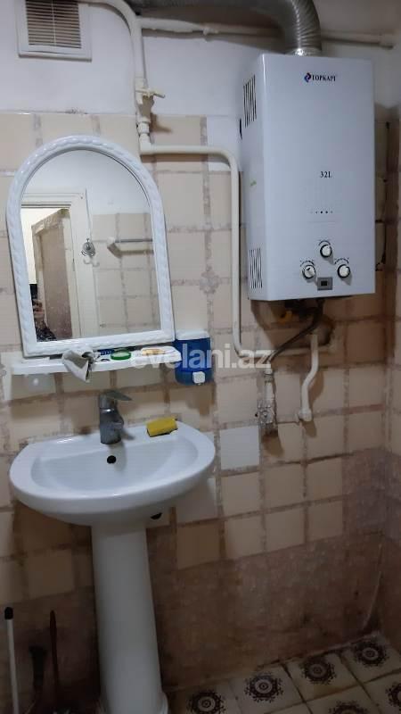 Sale, old building, 3 room, 70 m², Yasamal r.