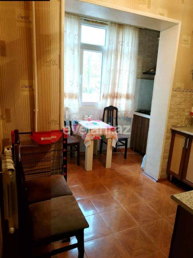 Satılır, köhnə tikili, 2 otaqlı, 45 m², Bakı, Yasamal r, Yeni Yasamal q, İnşaatçılar m.