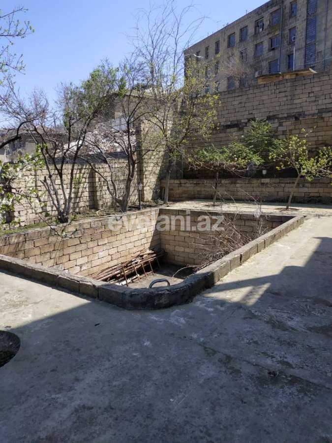 Продаётся, дом / дача, 4-комнаты, 211 m², Кара Караев m.