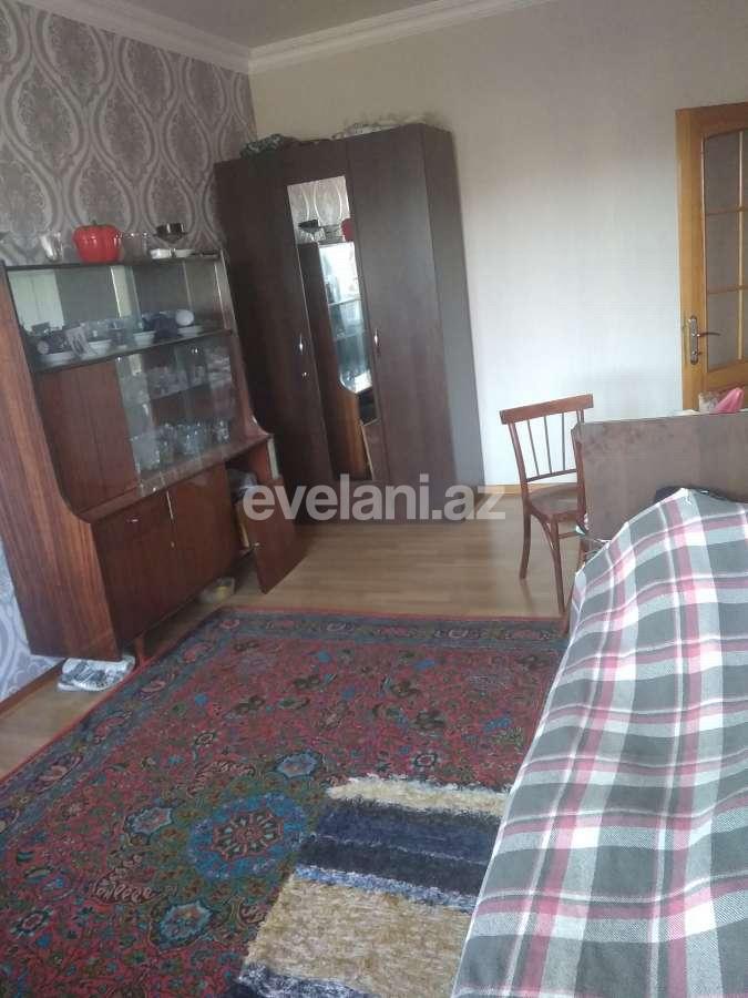 Sale, old building, 5 room, 110 m², Khalglar Doslugu m.