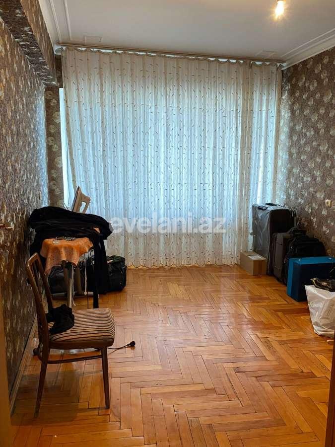 Satılır, köhnə tikili, 4 otaqlı, 101 m², Bakı, Yasamal r, Yasamal q, İnşaatçılar m.
