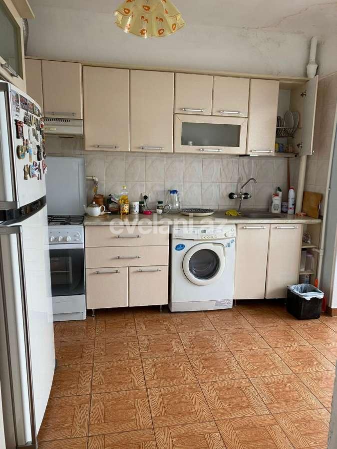 Satılır, köhnə tikili, 4 otaqlı, 101 m², Bakı, Yasamal r, Yasamal q, İnşaatçılar m.