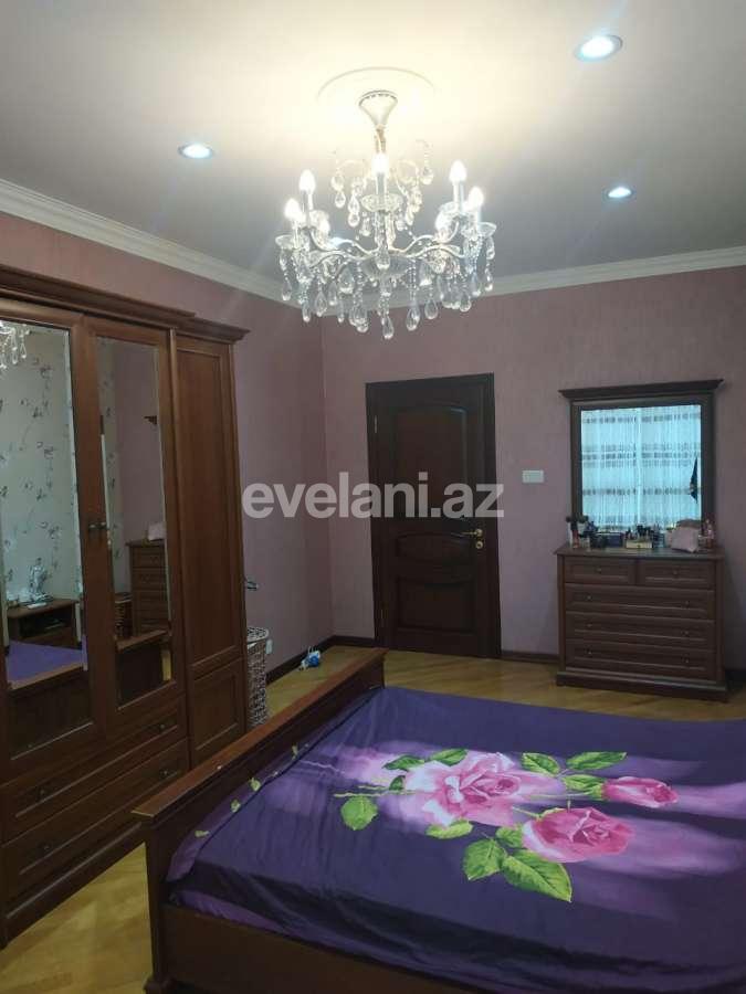 Sale, old building, 2 room, 104 m², Baku, Khatai r, Shah Ismail Khatai m.