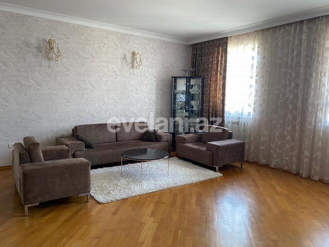 Satılır, yeni tikili, 4 otaqlı, 216 m², Bakı, Binəqədi r, 8-ci mikrorayon q, Azadlıq prospekti m.