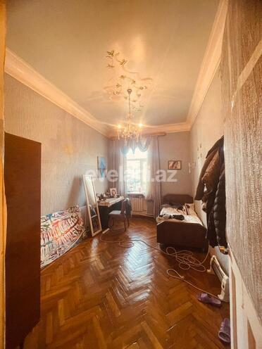 Satılır, köhnə tikili, 3 otaqlı, 82 m², Bakı, Nərimanov r, Nəriman Nərimanov m.