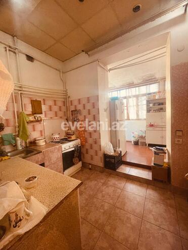 Satılır, köhnə tikili, 3 otaqlı, 82 m², Bakı, Nərimanov r, Nəriman Nərimanov m.