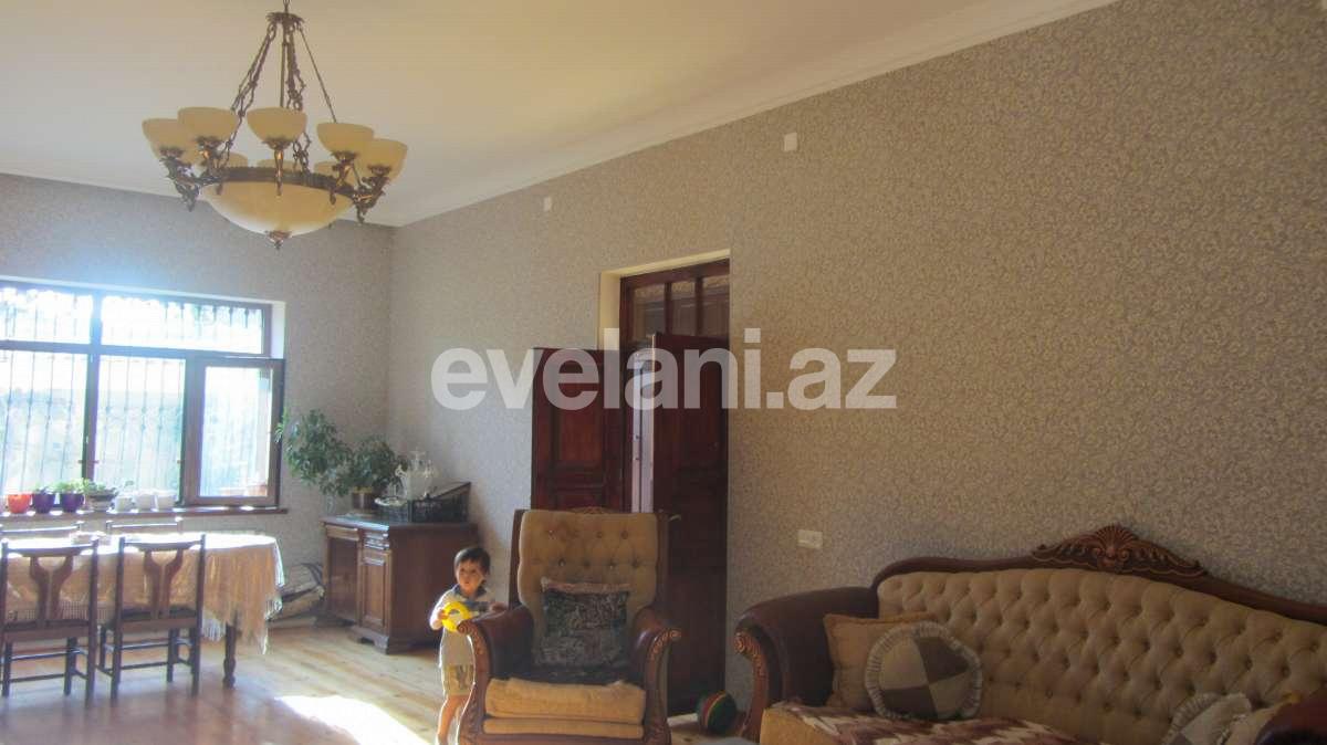 Satılır, həyət evi / bağ, 5 otaqlı, 180 m², Neftçilər m.