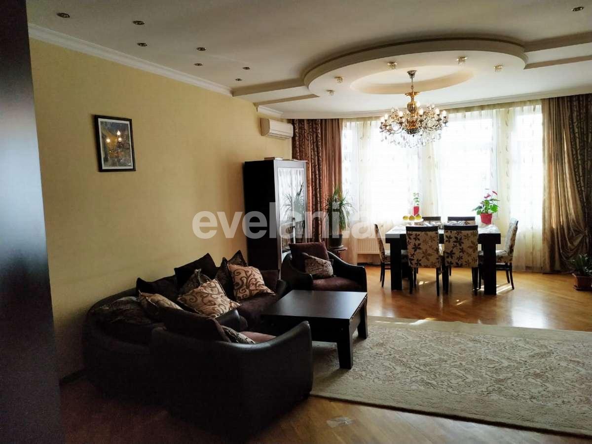 Продаётся, новостройка, 3-комнаты, 137 m², Низами m.