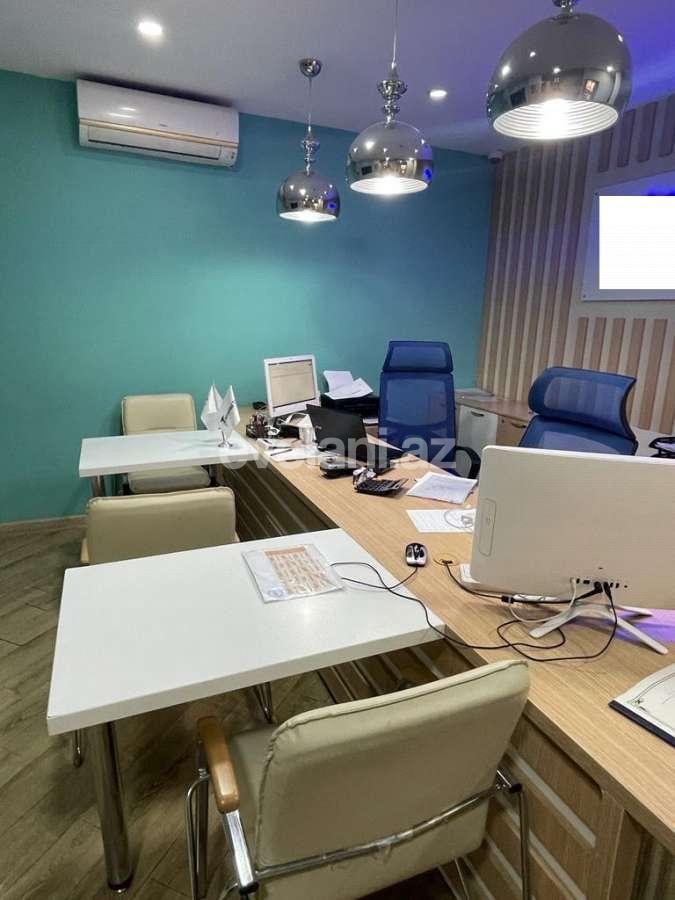 Kirayə verilir, ofis, 6 otaqlı, 300 m², Bakı, Yasamal r, Elmlər Akademiyası m.