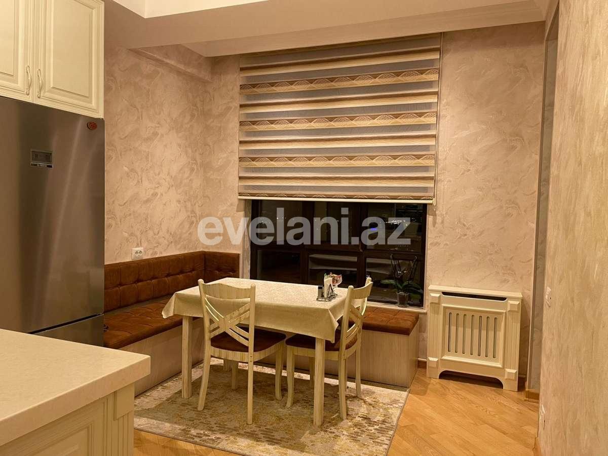 Satılır, yeni tikili, 3 otaqlı, 117 m², Bakı, Binəqədi r, 8-ci mikrorayon q, Azadlıq prospekti m.