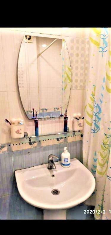 Sale, old building, 3 room, 80 m², Baku, Nizami r, Khalglar Doslugu m.