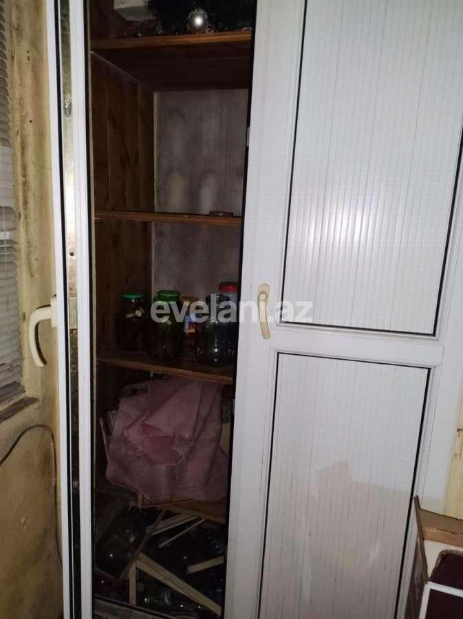 Sale, old building, 3 room, 70 m², Ganjlik m.