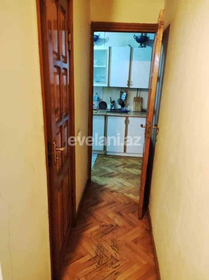 Sale, old building, 3 room, 70 m², Ganjlik m.