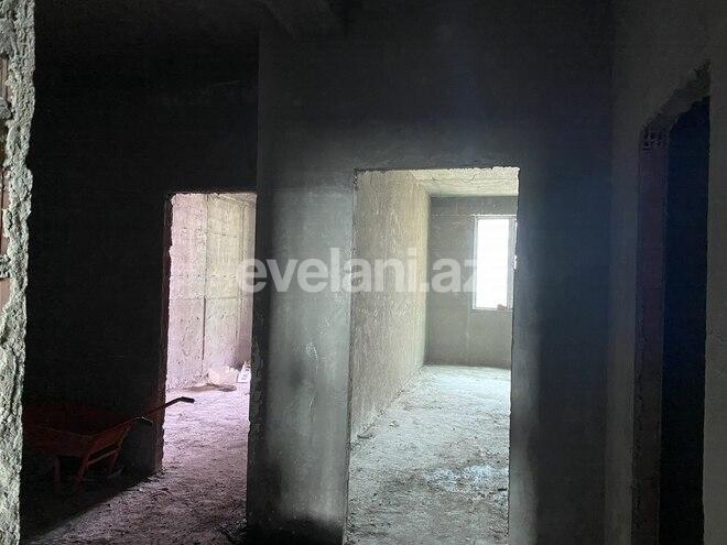 Satılır, köhnə tikili, 3 otaqlı, 128 m², Elmlər Akademiyası m.