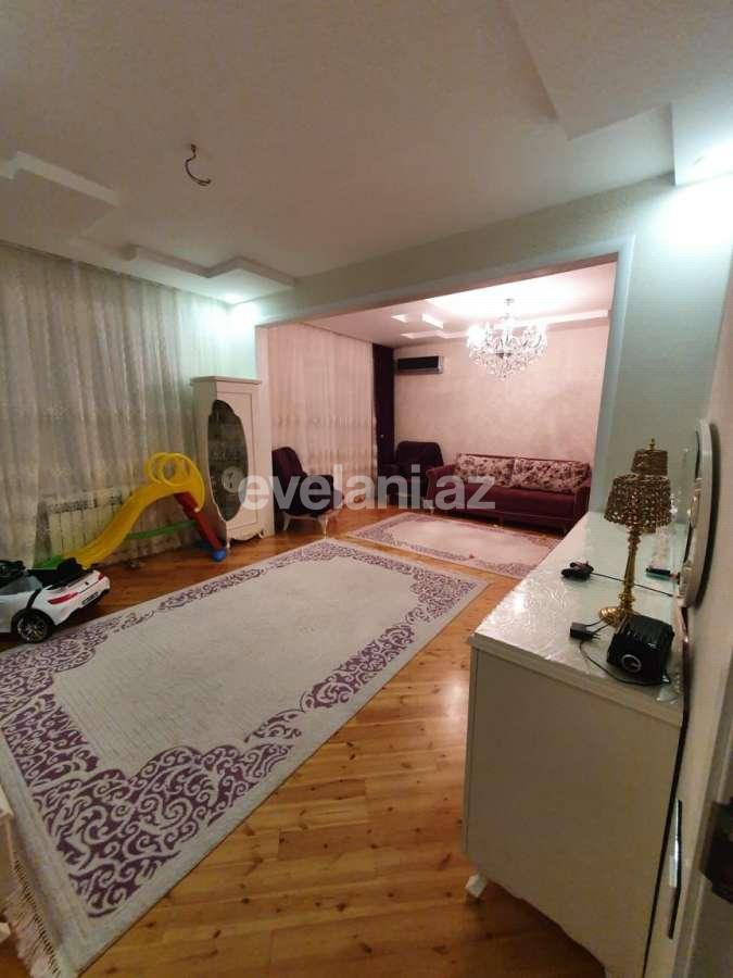 Satılır, köhnə tikili, 4 otaqlı, 100 m², İnşaatçılar m.