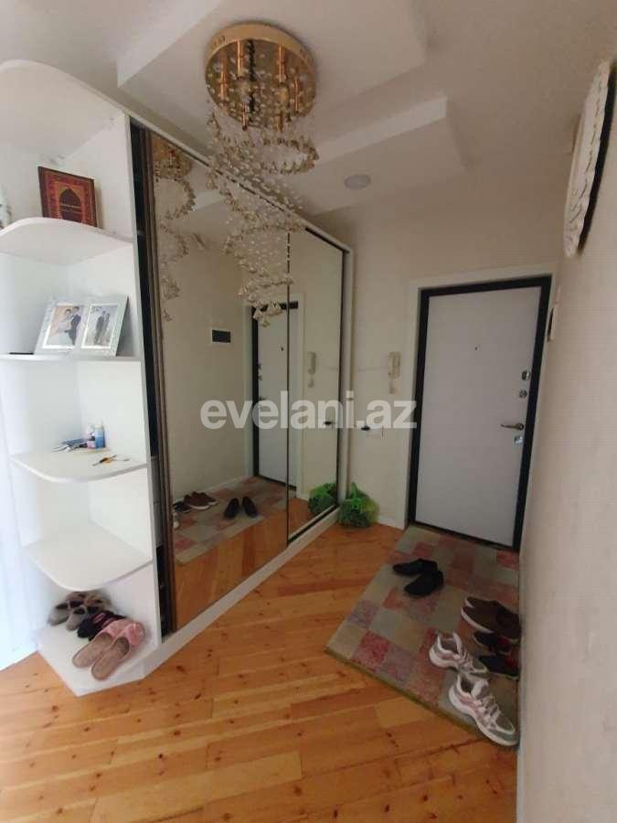 Satılır, köhnə tikili, 4 otaqlı, 100 m², İnşaatçılar m.