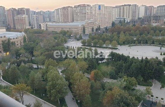Satılır, yeni tikili, 5 otaqlı, 255 m², Gənclik m.
