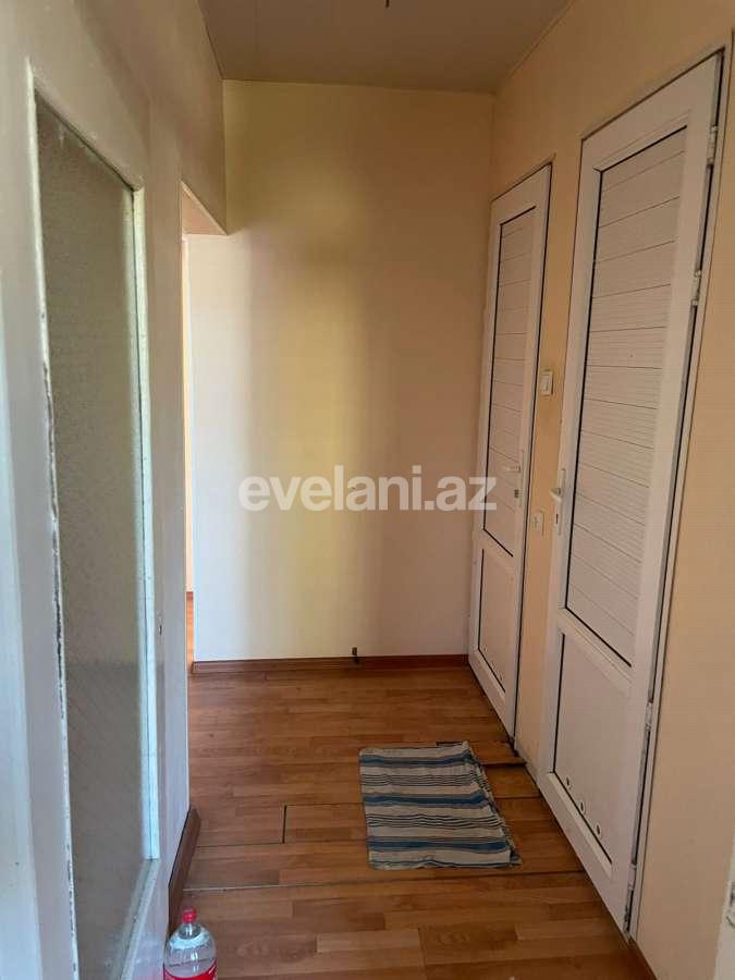 Sale, old building, 3 room, 85 m², Inshaatchilar m.