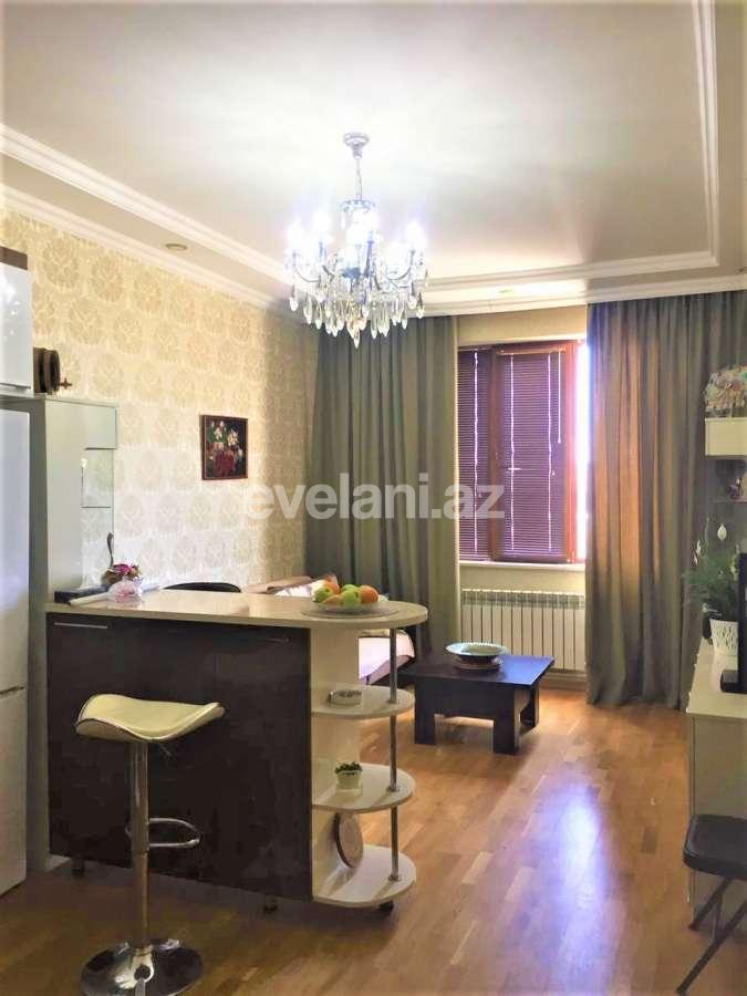 Sale, new building, 2 room, 52 m², Inshaatchilar m.