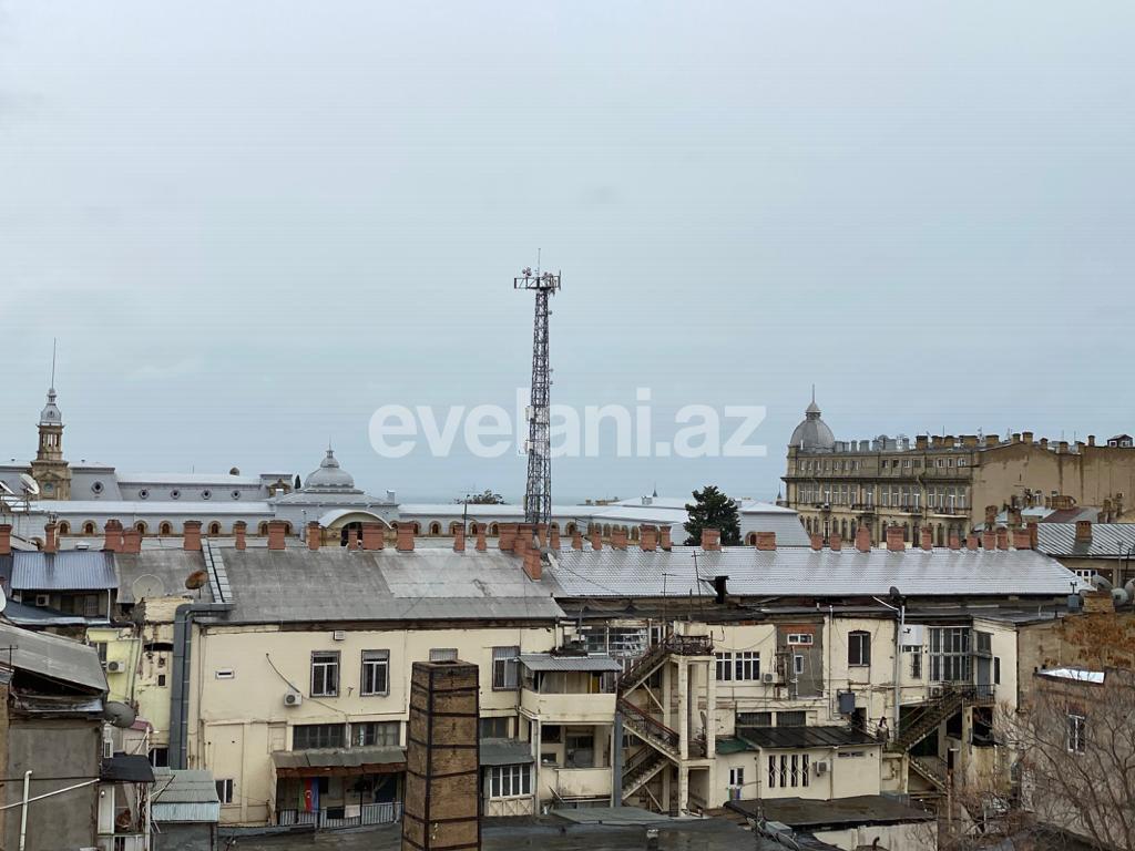 Satılır, köhnə tikili, 2 otaqlı, 50 m², İçəri Şəhər m.