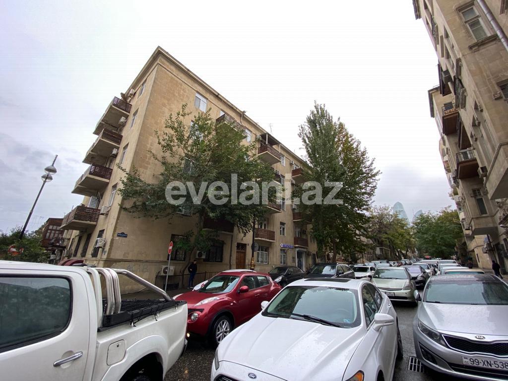 Satılır, köhnə tikili, 2 otaqlı, 50 m², İçəri Şəhər m.