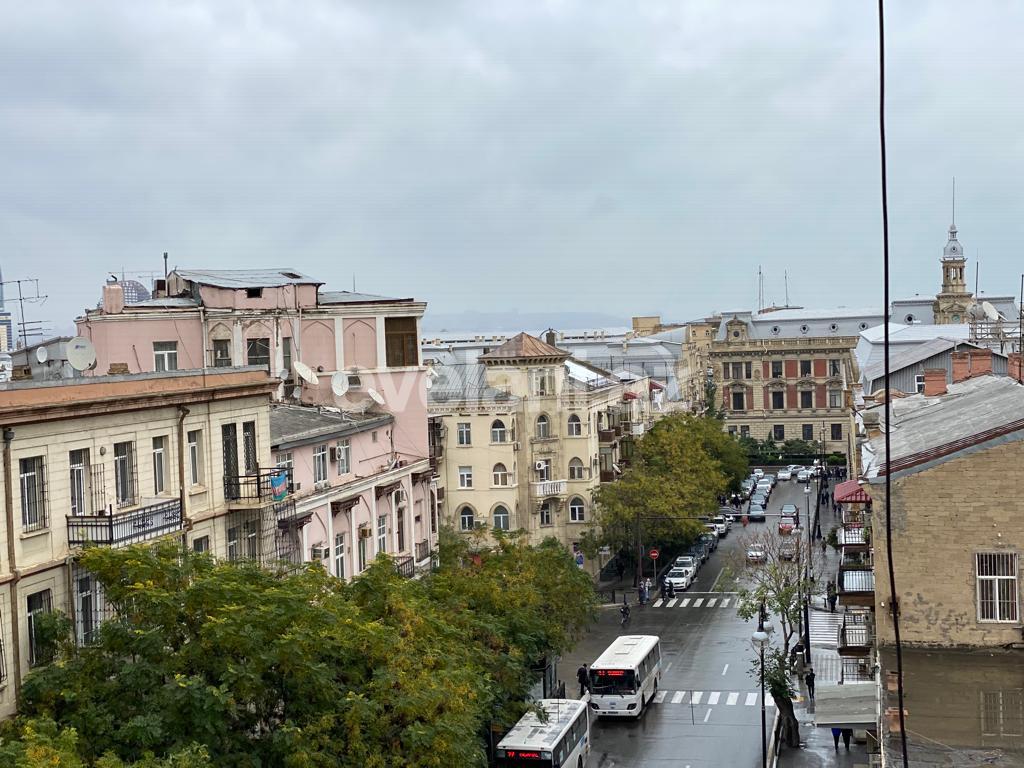 Satılır, köhnə tikili, 2 otaqlı, 50 m², İçəri Şəhər m.