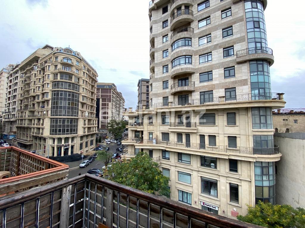 Satılır, köhnə tikili, 2 otaqlı, 50 m², İçəri Şəhər m.