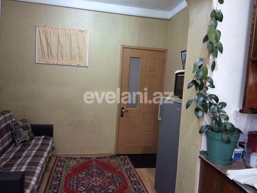 Satılır, köhnə tikili, 2 otaqlı, 46 m², İnşaatçılar m.