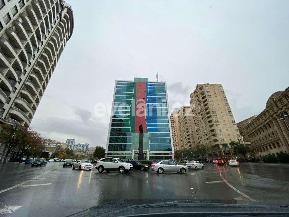 Продаётся, новостройка, 3-комнаты, 145 m², Баку, Ясамальский r, Низами m.