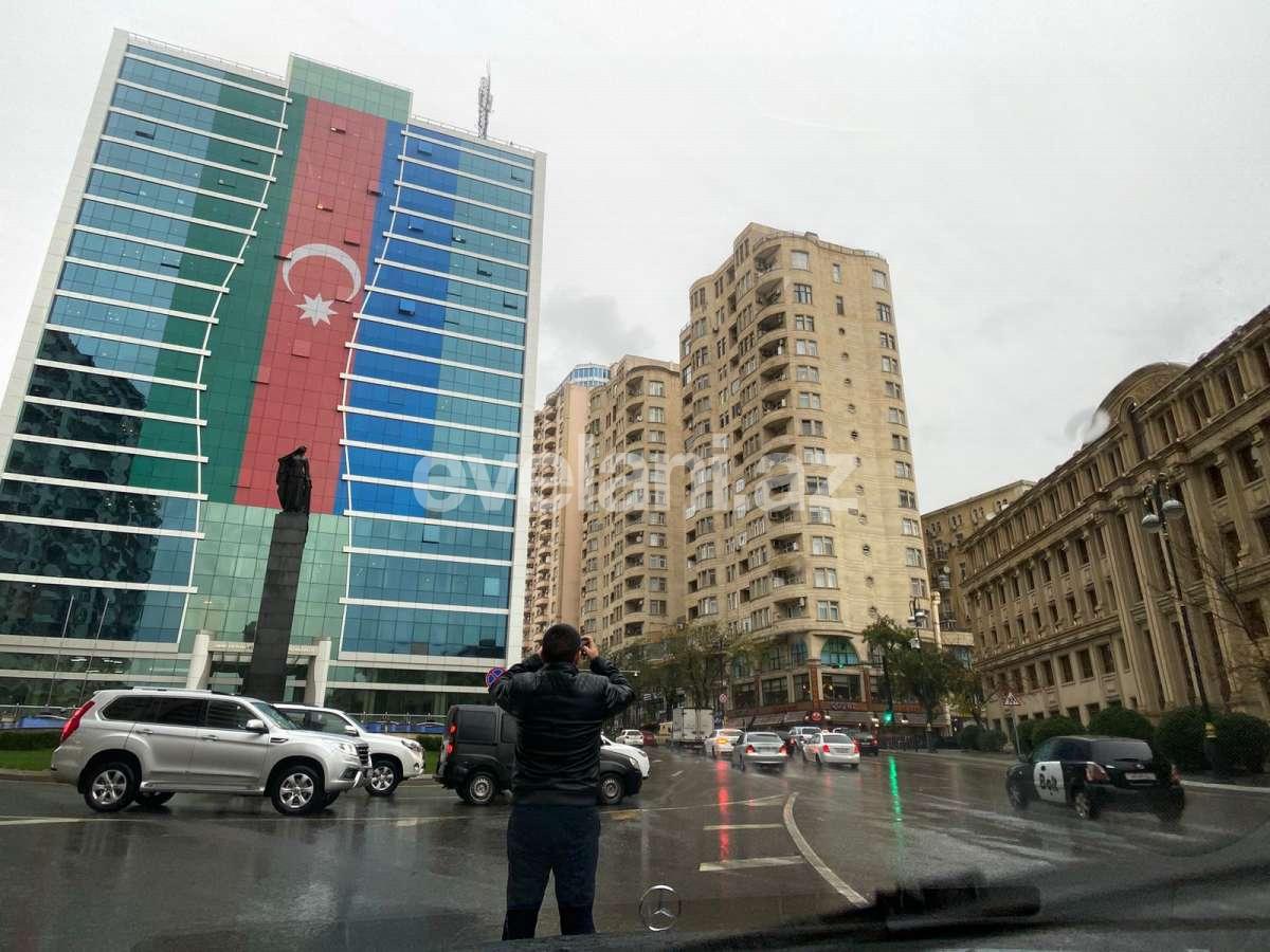 Продаётся, новостройка, 3-комнаты, 145 m², Баку, Ясамальский r, Низами m.