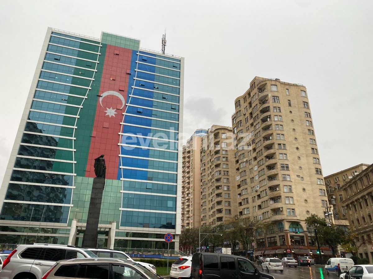 Продаётся, новостройка, 3-комнаты, 145 m², Баку, Ясамальский r, Низами m.