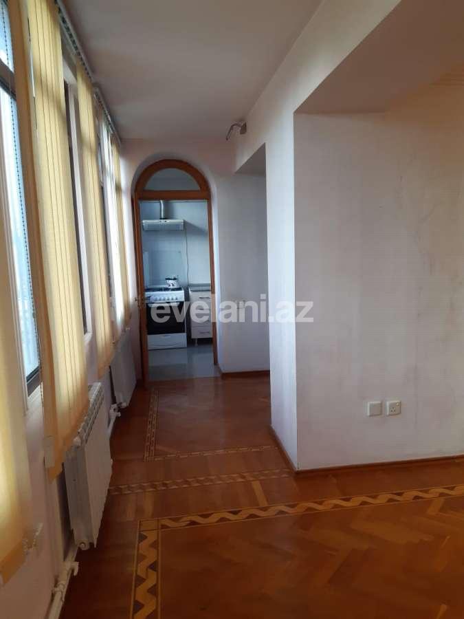 Sale, old building, 3 room, 100 m², Baku, Yasamal r.