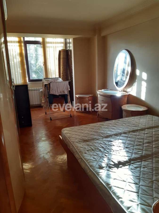 Sale, old building, 3 room, 100 m², Baku, Yasamal r.