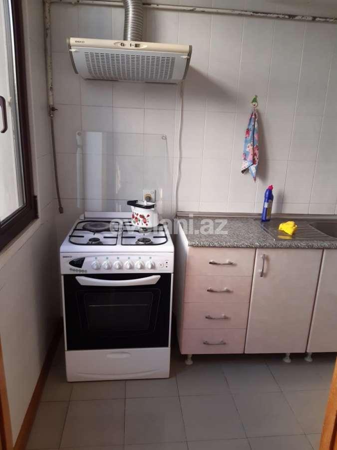 Sale, old building, 3 room, 100 m², Baku, Yasamal r.