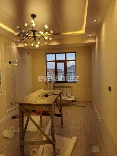 Продаётся, новостройка, 2-комнаты, 80 m², Иншаатчылар m.