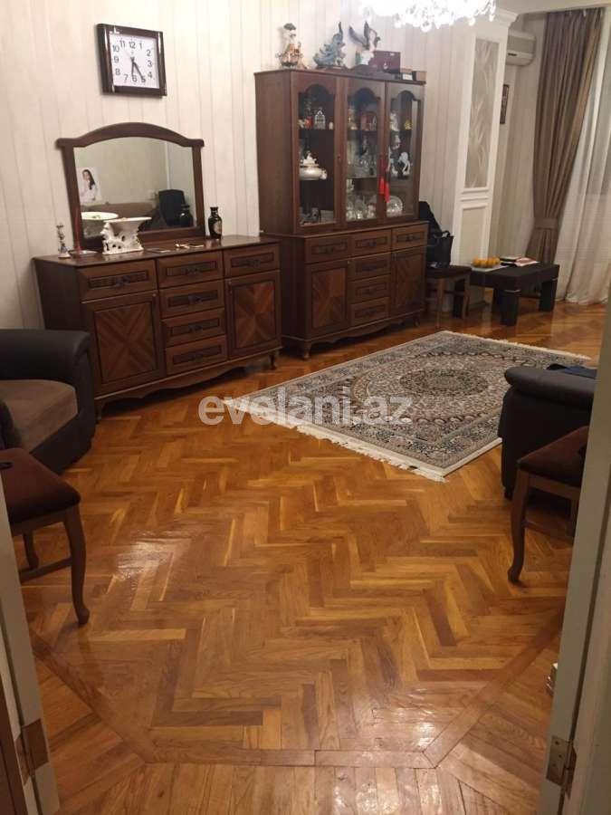 Satılır, köhnə tikili, 2 otaqlı, 63 m², Bakı, Səbail r.