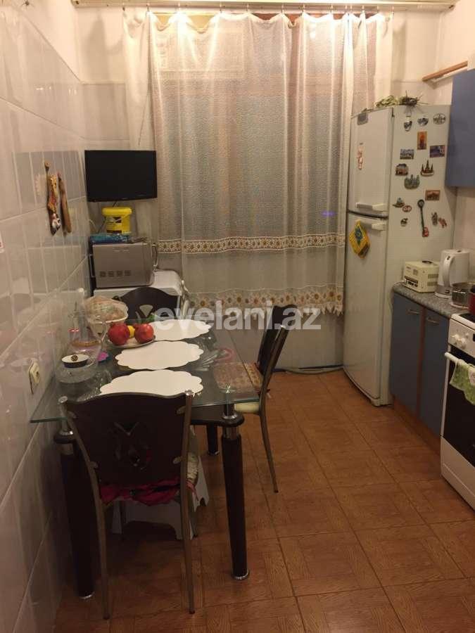 Satılır, köhnə tikili, 2 otaqlı, 63 m², Bakı, Səbail r.