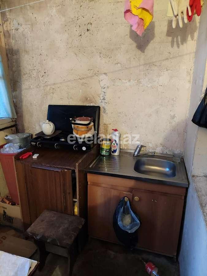 Satılır, köhnə tikili, 2 otaqlı, 40 m², Neftçilər m.