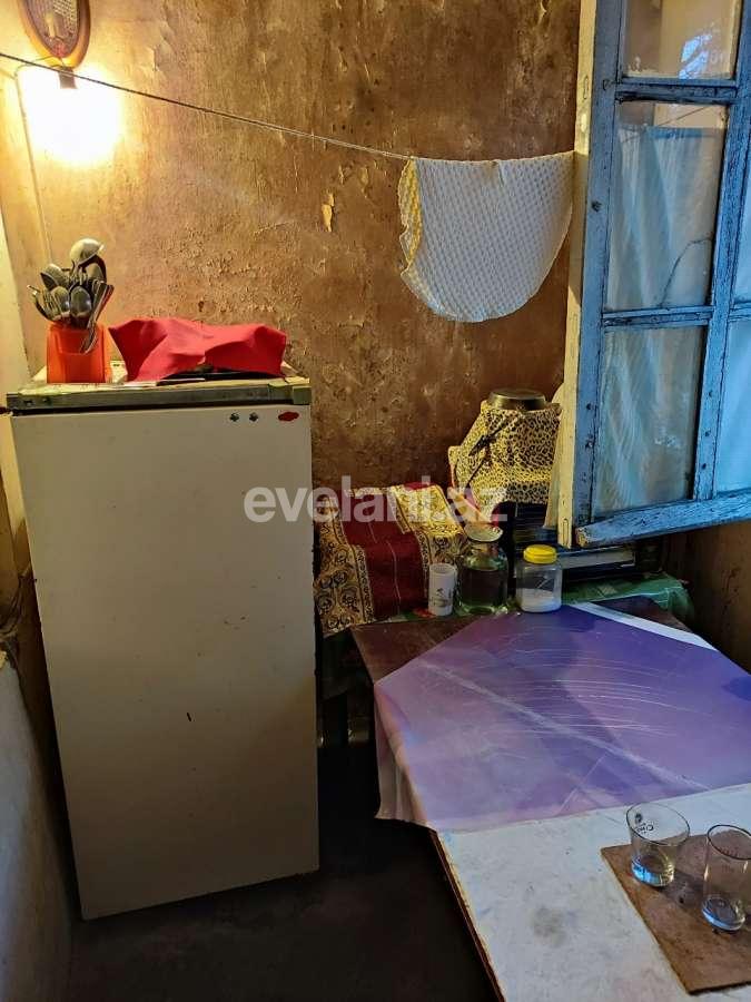 Satılır, köhnə tikili, 2 otaqlı, 40 m², Neftçilər m.